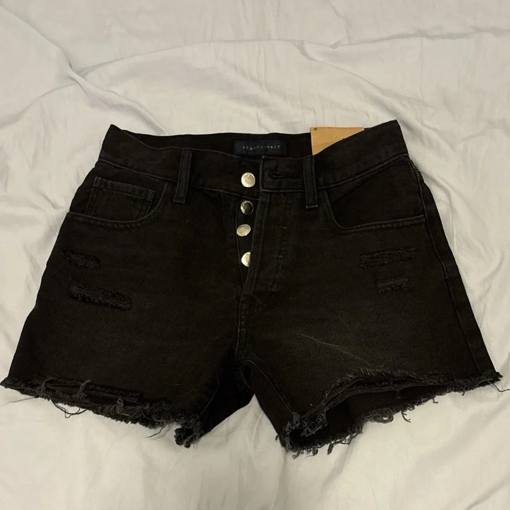 Aeropostale Black Distressed Jean Shorts - Picture 1 of 3